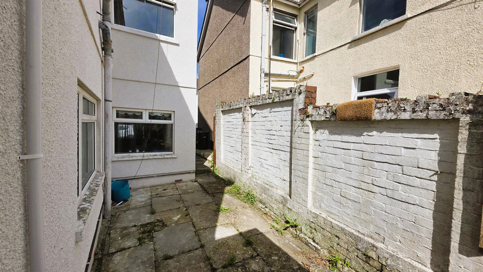 Elkington Road, Burry Port, SA16 0AD